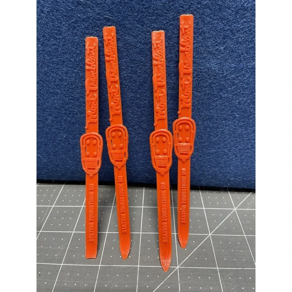 Mont Tremblant Station Touristique Du Swizzle Stick Stirrer Red Ski 4 Tip Broke